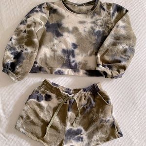 Tie die PJ set (M top, L bottoms) RUNS SMALL